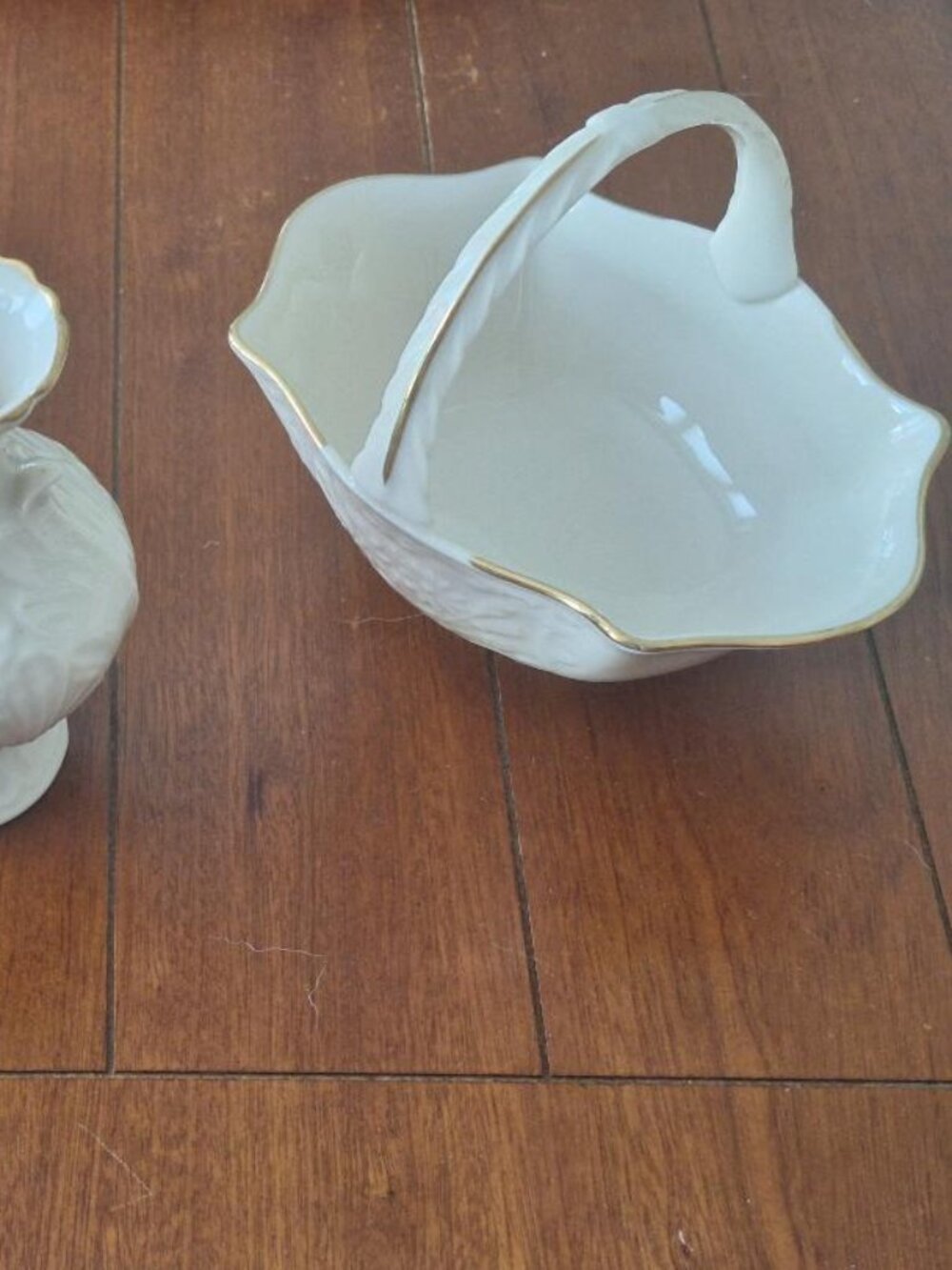 3 Vintage Elfin & Meredith Gold Trim Bud Vases and Sans Souci Handle Basket -EUC
